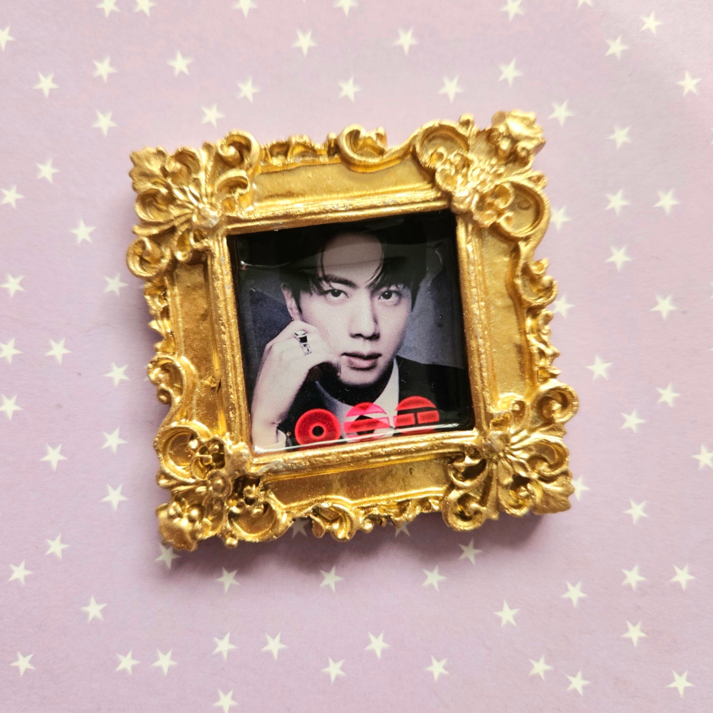 Chunky 3D Photo Frame Style Magnet - BTS